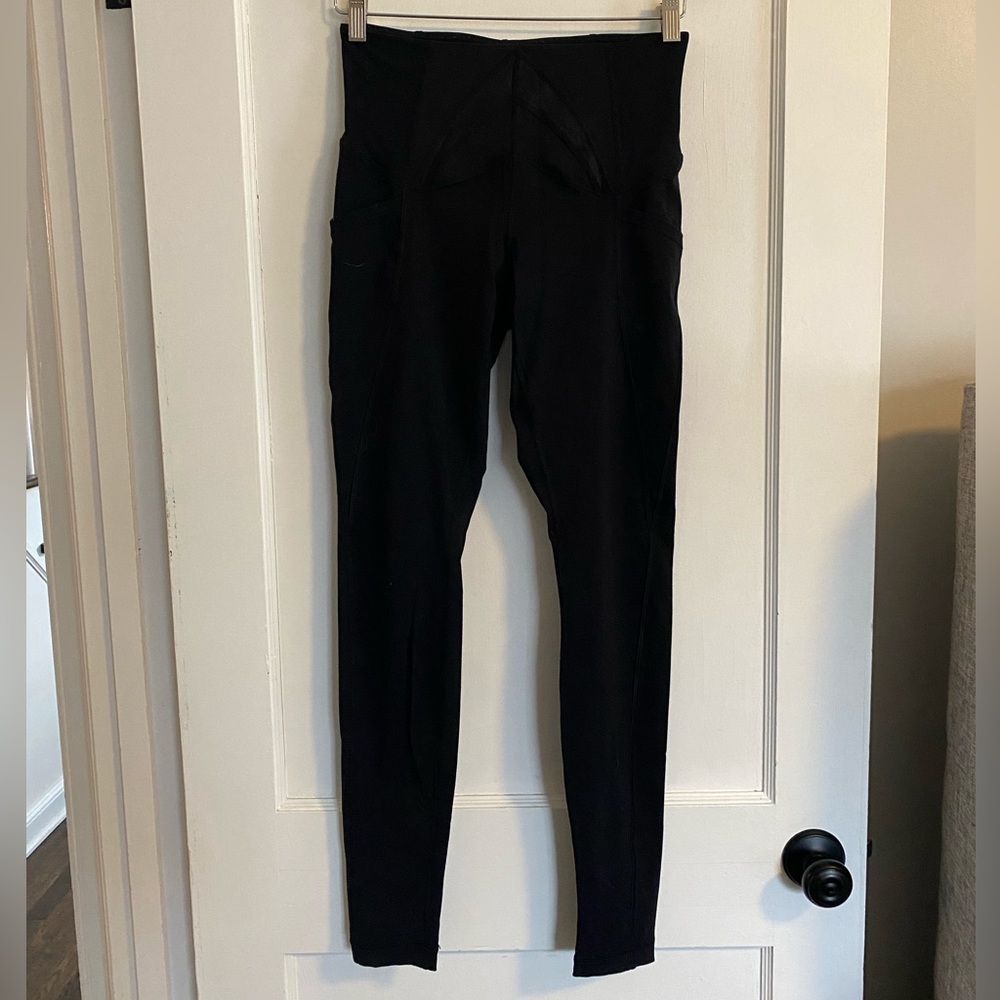 Lululemon wunder under